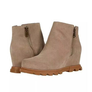 Sorel Joan of Arctic Wedge III Zip Wedge Suede  Bootie 8